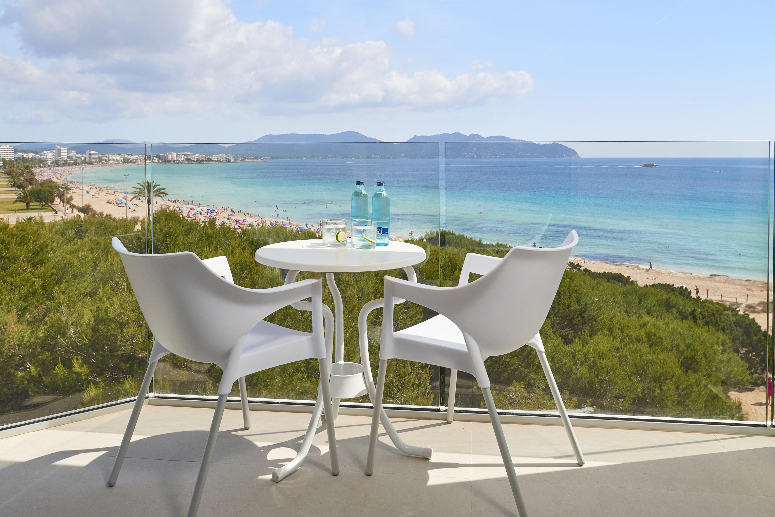 Hipotels Bahia Cala Millor - Adults Only Exterior photo