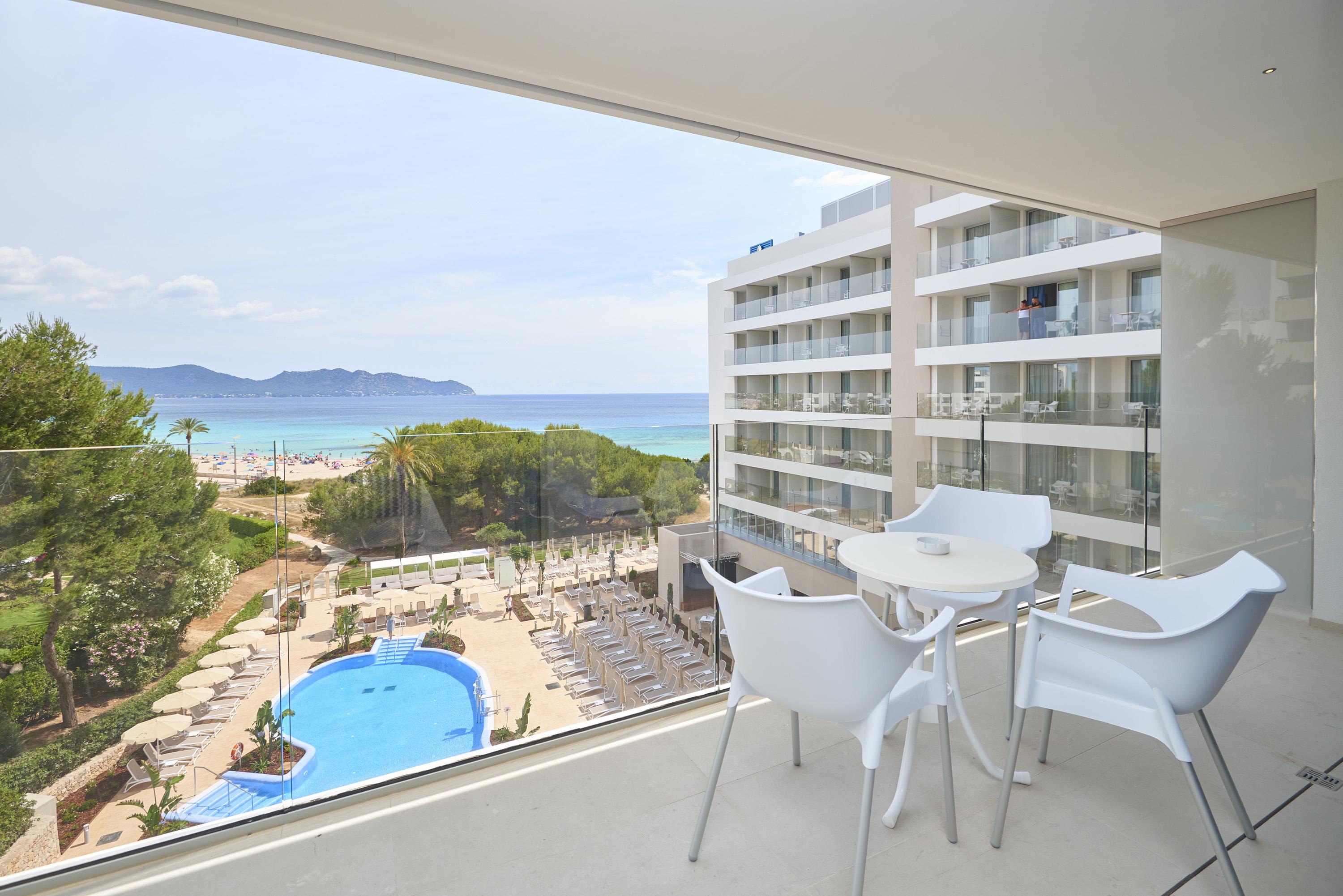 Hipotels Bahia Cala Millor - Adults Only Exterior photo