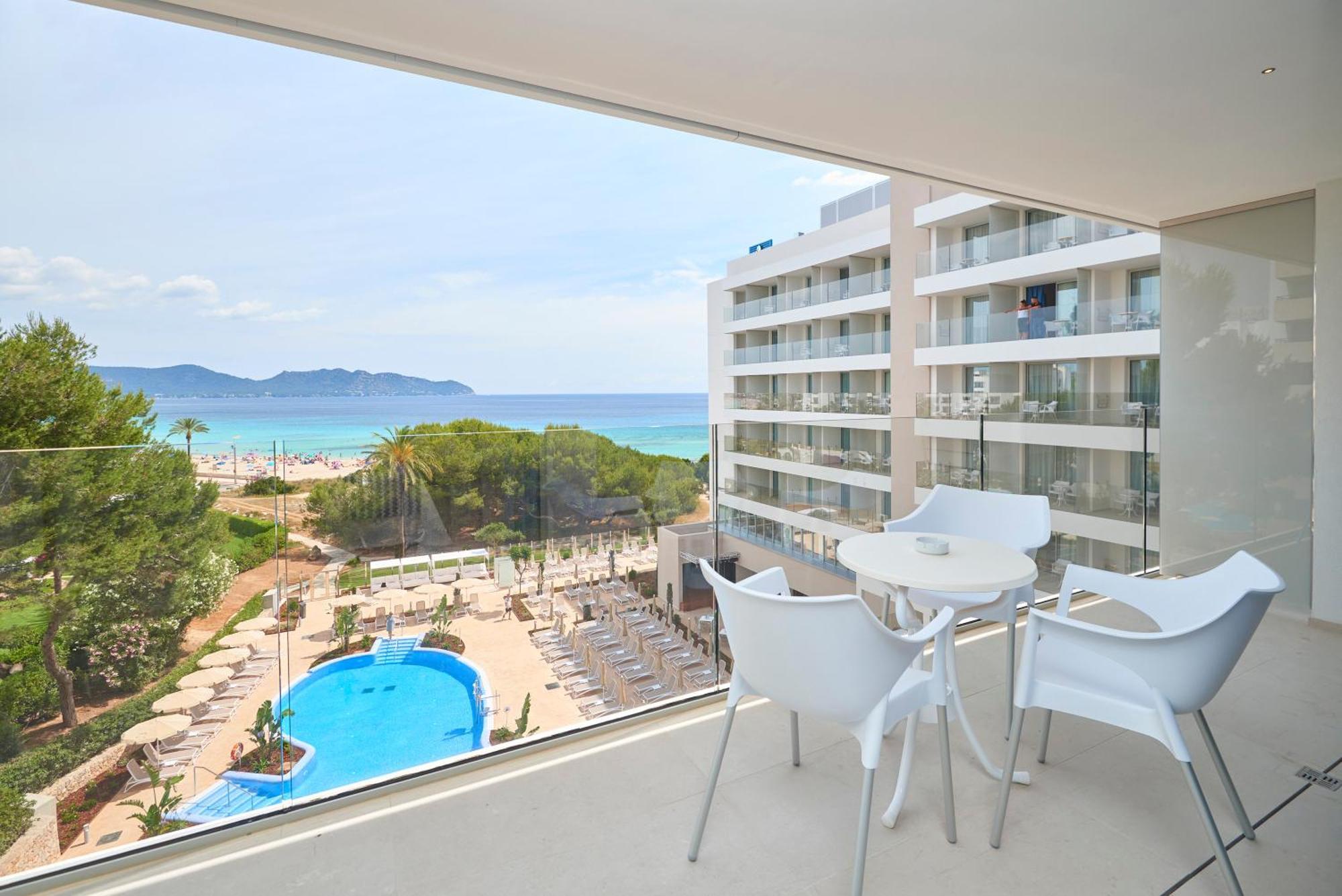 Hipotels Bahia Cala Millor - Adults Only Exterior photo